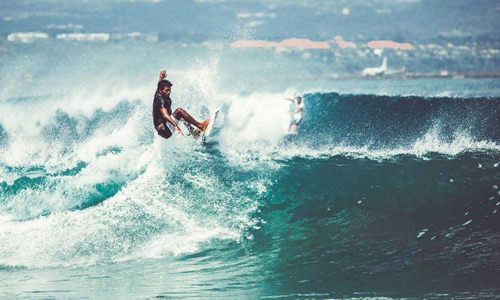 Adventure activities Sri Lanka, surfing