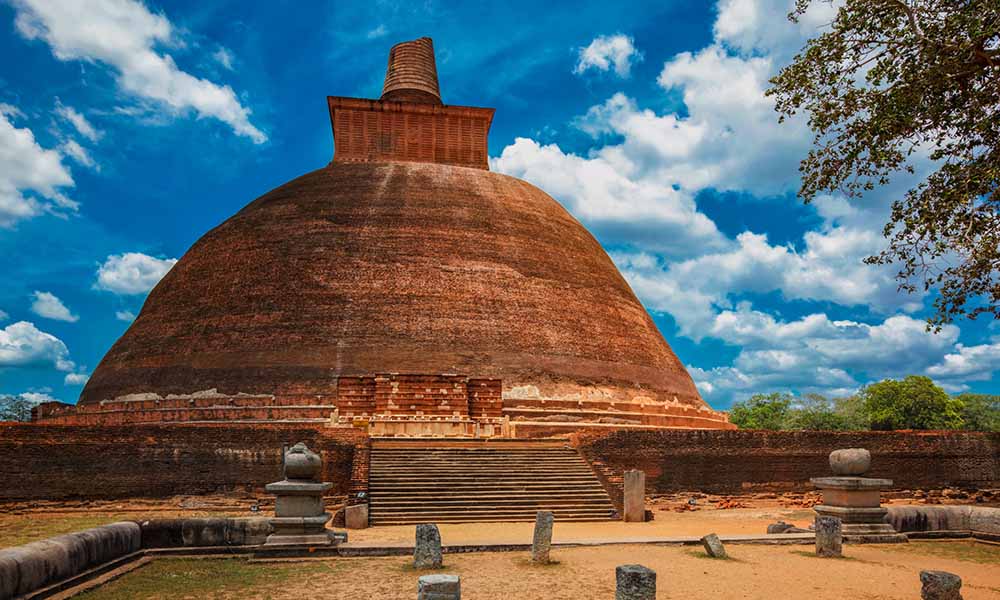 explore ancient anuradhapura city Ancient cities in Sri Lanka, Abayagiriya stupa