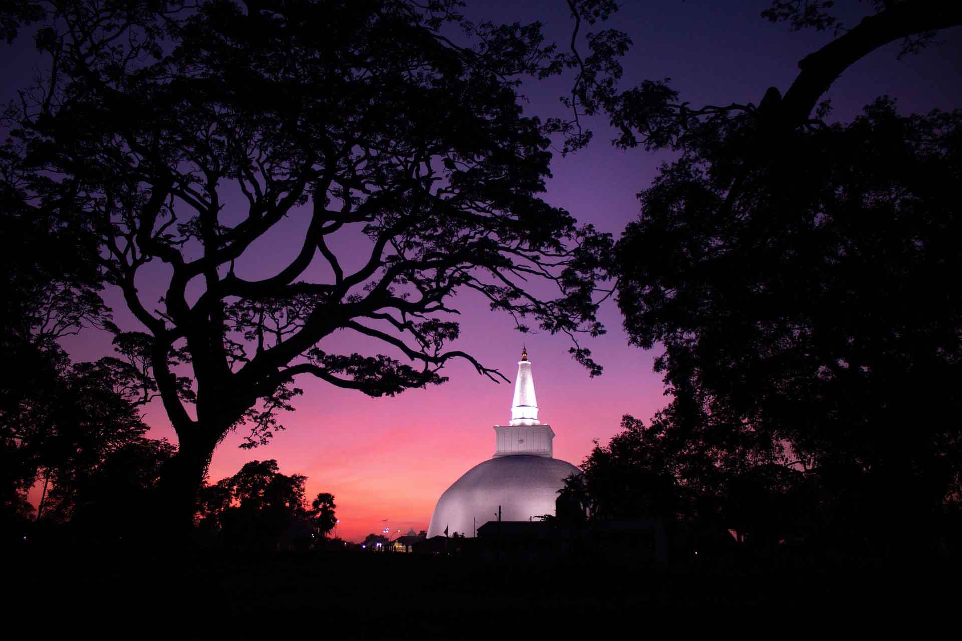 Ruwanweli stupa, Anuradhapura