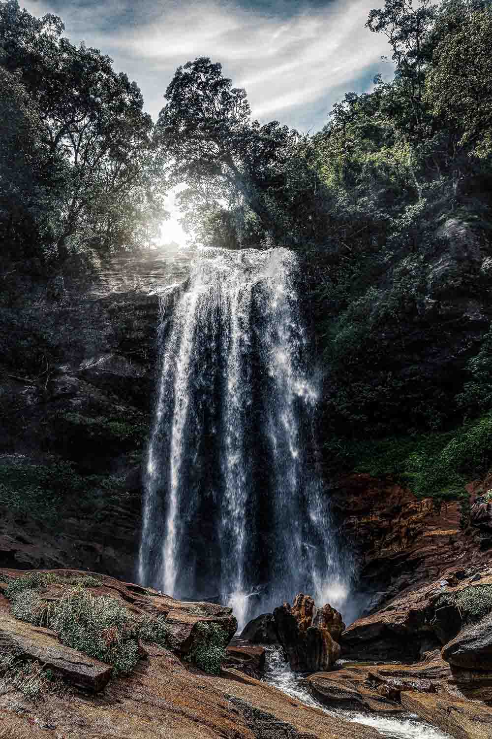 hidden waterfalls sri lanka